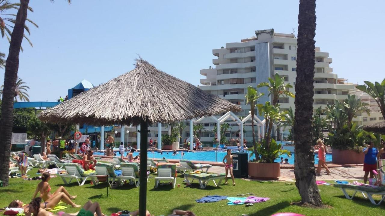 Benalmadena Benalbeach Parking Privado Bagian luar foto