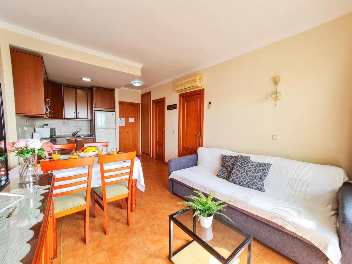 Benalmadena Benalbeach Parking Privado Bagian luar foto