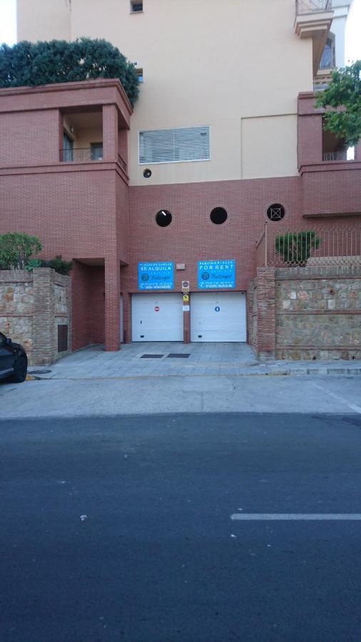 Benalmadena Benalbeach Parking Privado Bagian luar foto