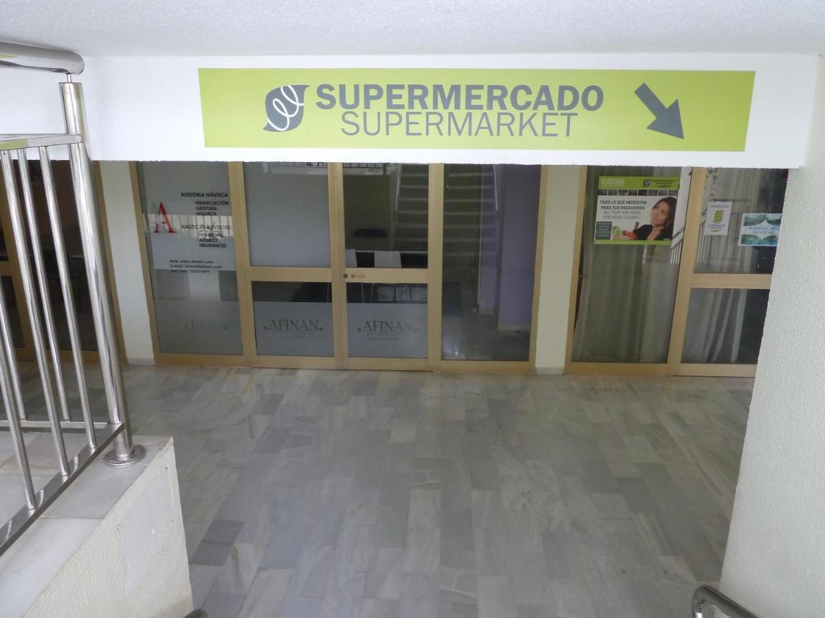 Benalmadena Benalbeach Parking Privado Bagian luar foto